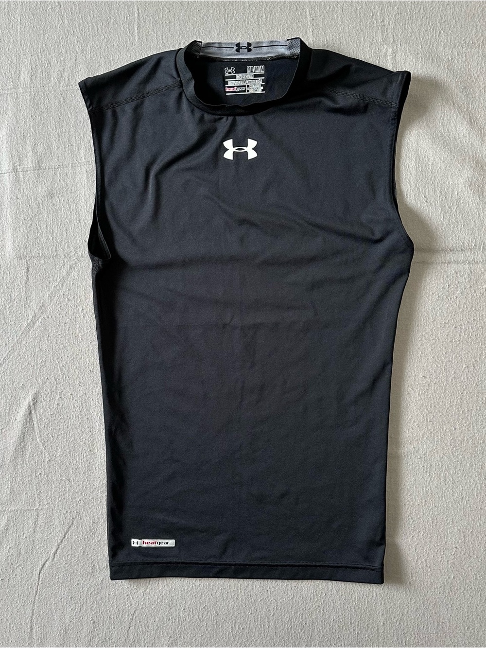 Under Armour Heatgear Men’s Medium Black Sleeveless Compression Shirt